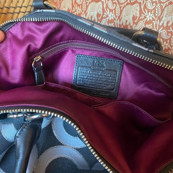 Coach Handbag - Picture 4 of 5